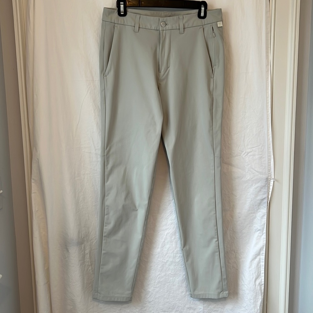 Lululemon Commission Pant Slim, size 30” waist in silverstone color